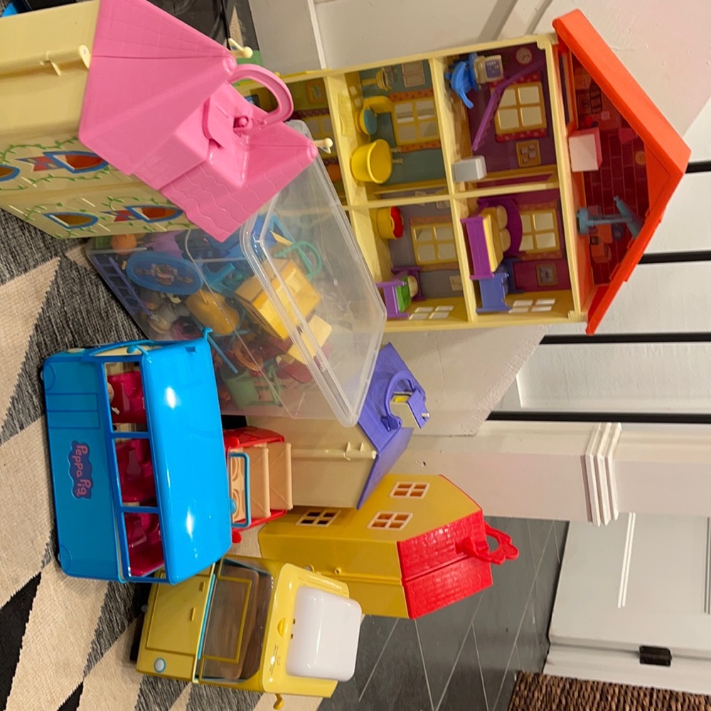 Peppa pig assorted lot